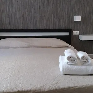verificați disponibilitatea